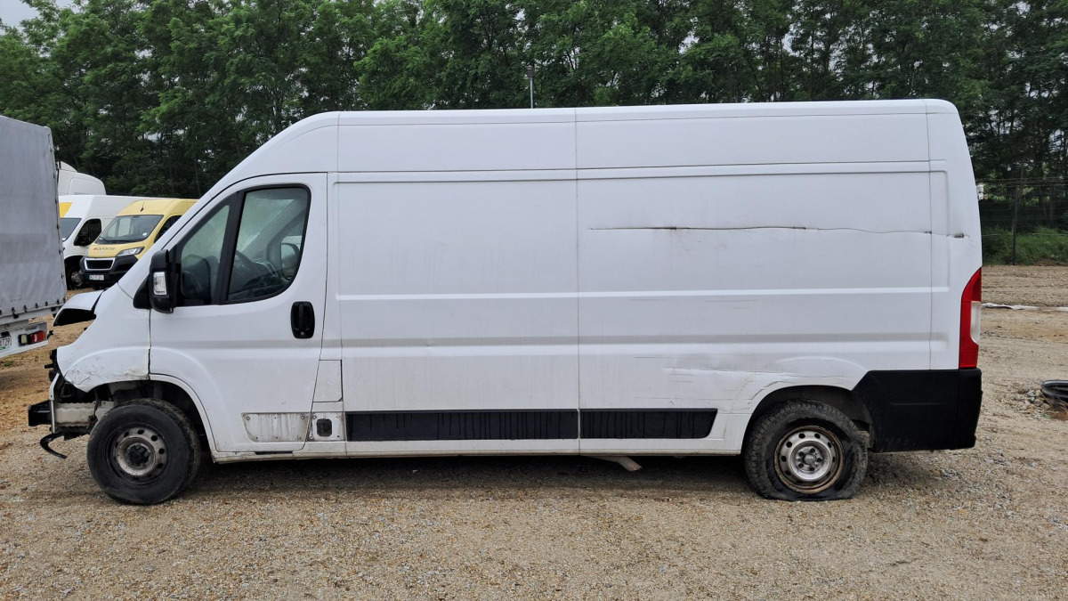 FIAT DUCATO FURGON BLASZAK - Kravas mikroautobuss: foto 3 FIAT DUCATO FURGON BLASZAK - Kravas mikroautobuss: foto 3