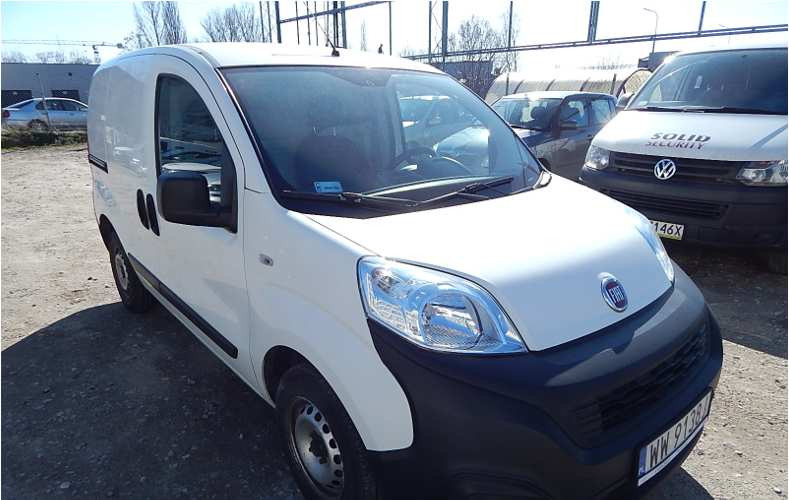 FIAT FIORINO FURGON BLASZAK - Kravas mikroautobuss: foto 1 FIAT FIORINO FURGON BLASZAK - Kravas mikroautobuss: foto 1