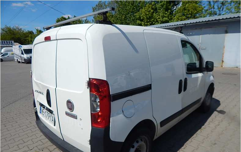FIAT FIORINO FURGON BLASZAK - Kravas mikroautobuss: foto 3 FIAT FIORINO FURGON BLASZAK - Kravas mikroautobuss: foto 3