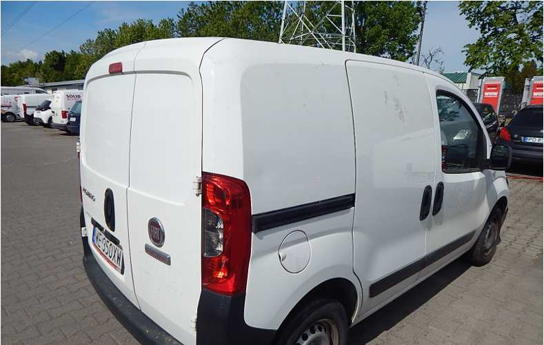 FIAT FIORINO FURGON BLASZAK - Kravas mikroautobuss: foto 4 FIAT FIORINO FURGON BLASZAK - Kravas mikroautobuss: foto 4