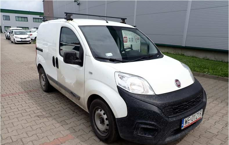 FIAT FIORINO FURGON BLASZAK - Kravas mikroautobuss: foto 1 FIAT FIORINO FURGON BLASZAK - Kravas mikroautobuss: foto 1