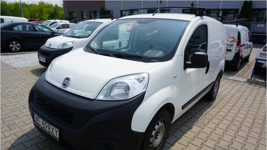 FIAT FIORINO FURGON BLASZAK - Kravas mikroautobuss: foto 2 FIAT FIORINO FURGON BLASZAK - Kravas mikroautobuss: foto 2