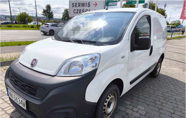 FIAT FIORINO FURGON BLASZAK - Kravas mikroautobuss: foto 2 FIAT FIORINO FURGON BLASZAK - Kravas mikroautobuss: foto 2