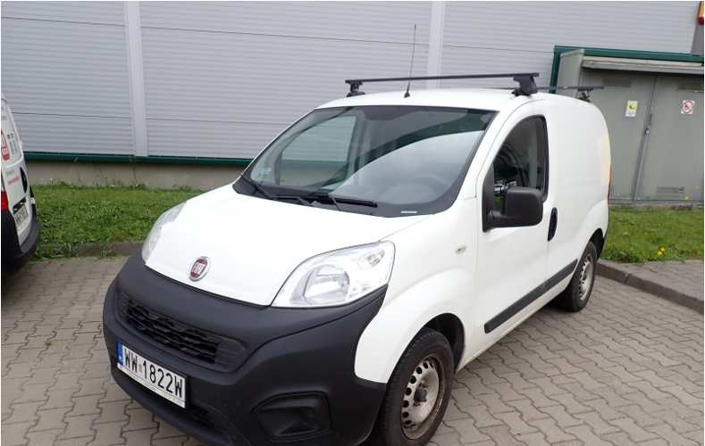 FIAT FIORINO FURGON BLASZAK - Kravas mikroautobuss: foto 2 FIAT FIORINO FURGON BLASZAK - Kravas mikroautobuss: foto 2