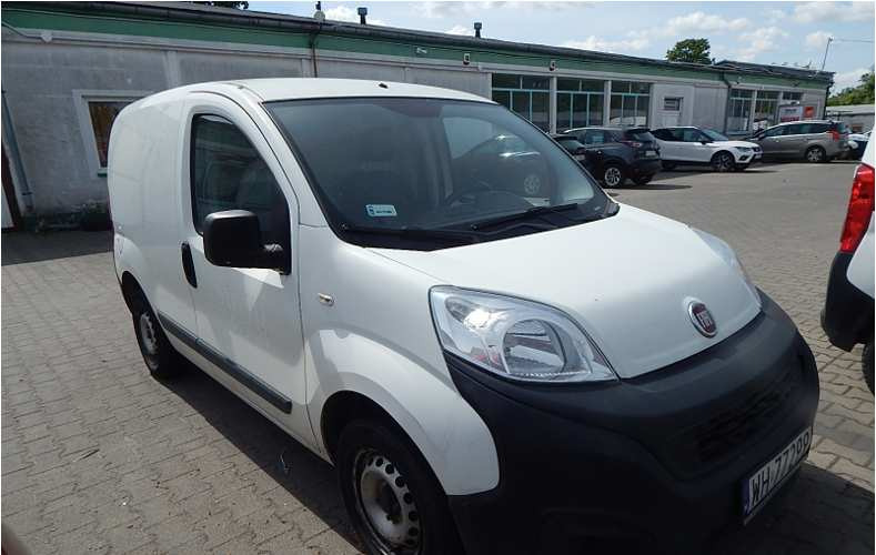 FIAT FIORINO FURGON BLASZAK - Kravas mikroautobuss: foto 1 FIAT FIORINO FURGON BLASZAK - Kravas mikroautobuss: foto 1
