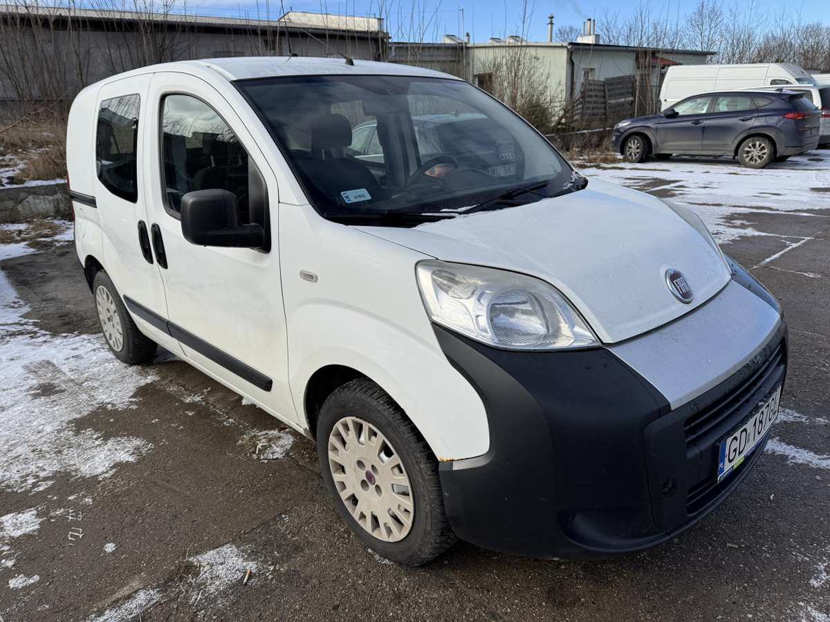 FIAT FIORINO MINIVAN - Vieglā automašīna: foto 1 FIAT FIORINO MINIVAN - Vieglā automašīna: foto 1