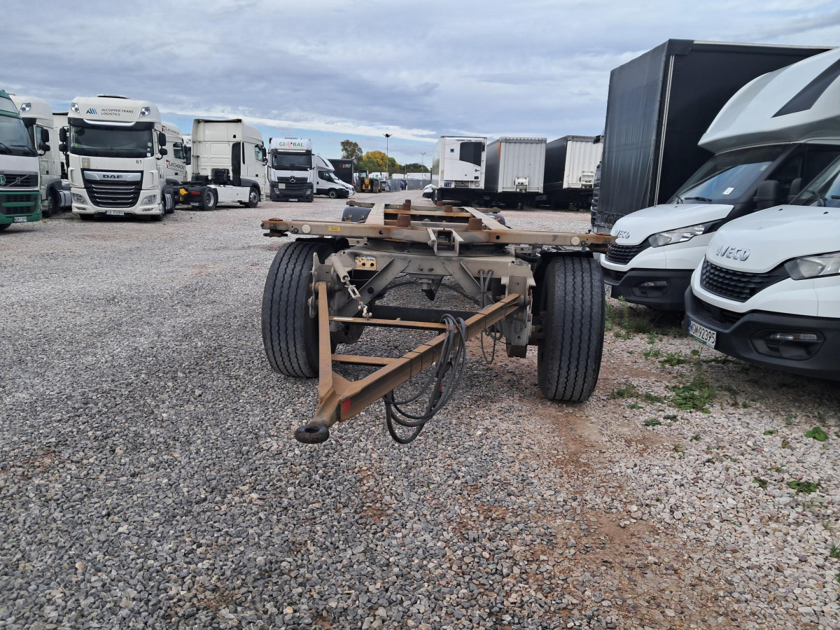 FLIEGL ZWP 180 POD KONTENERY - Piekabe noņemamā virsbūve/ Konteineru vedējs: foto 2 FLIEGL ZWP 180 POD KONTENERY - Piekabe noņemamā virsbūve/ Konteineru vedējs: foto 2