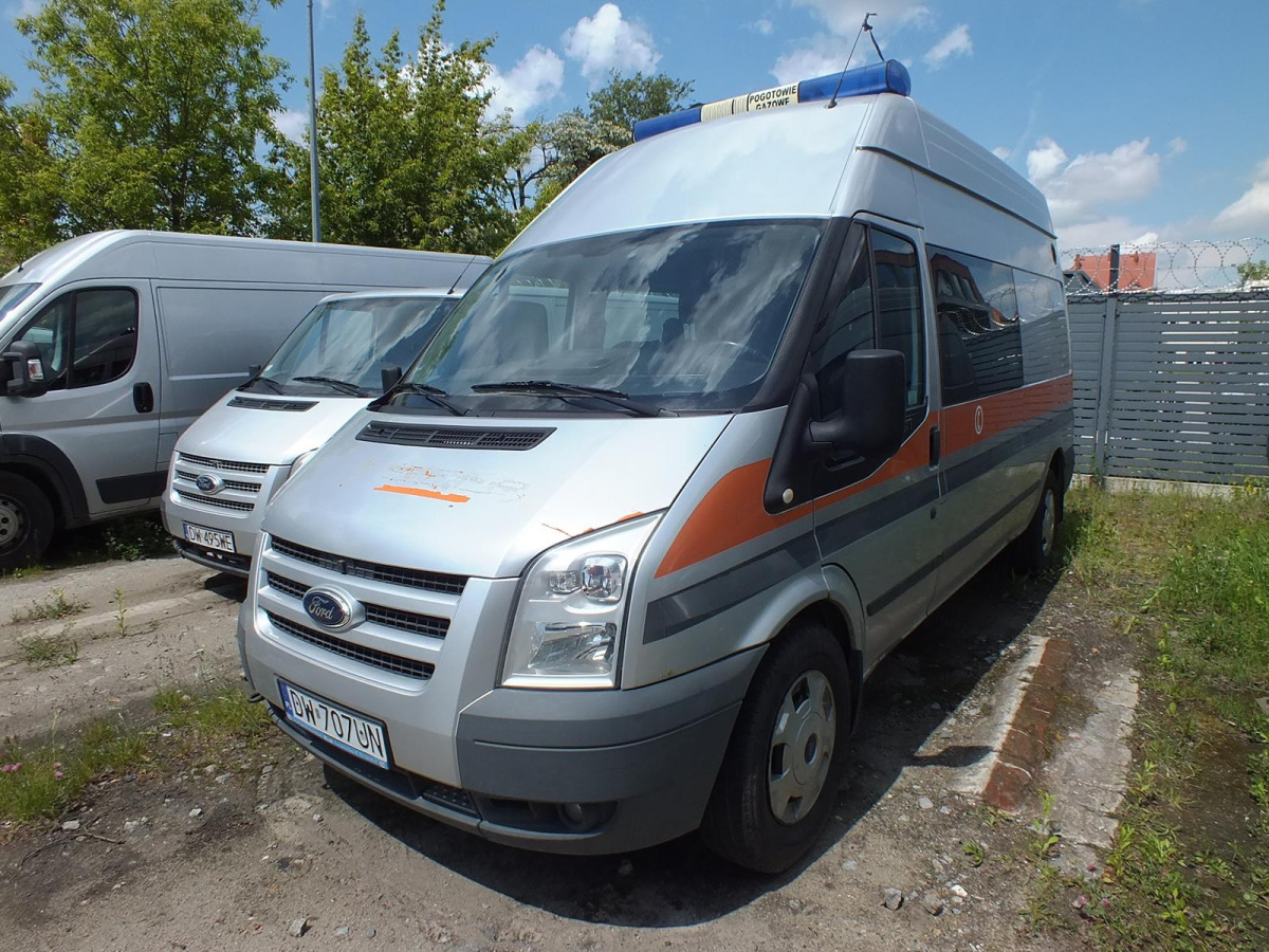 FORD FT 350 FURGON BLASZAK - Kravas mikroautobuss: foto 2 FORD FT 350 FURGON BLASZAK - Kravas mikroautobuss: foto 2