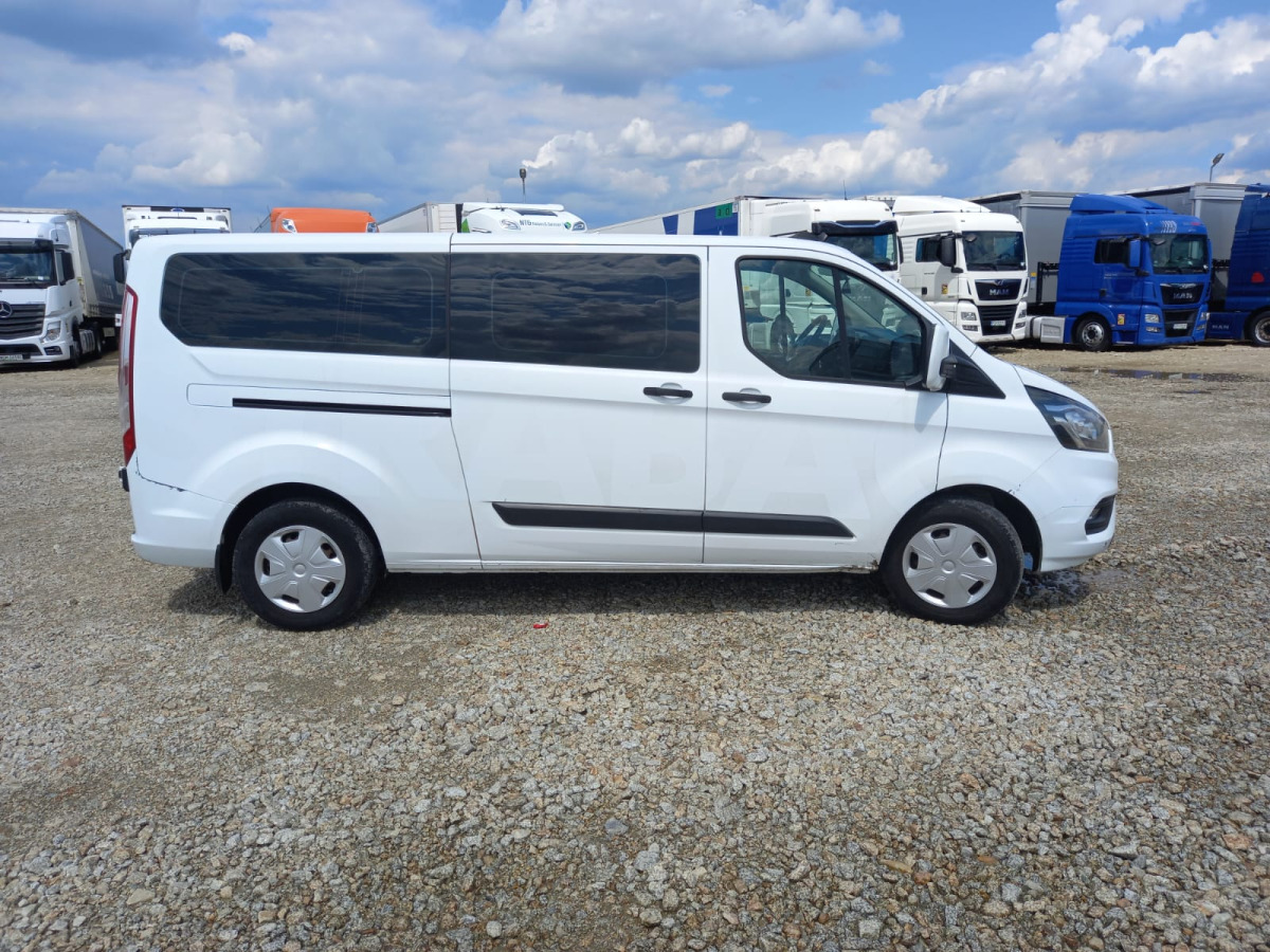 FORD TRANSIT CUSTOM VAN - Vieglā automašīna: foto 4 FORD TRANSIT CUSTOM VAN - Vieglā automašīna: foto 4