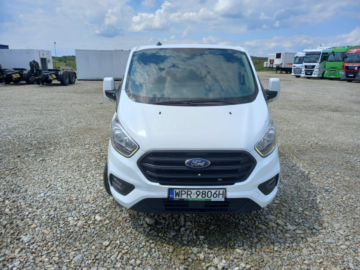 FORD TRANSIT CUSTOM VAN - Vieglā automašīna: foto 2 FORD TRANSIT CUSTOM VAN - Vieglā automašīna: foto 2