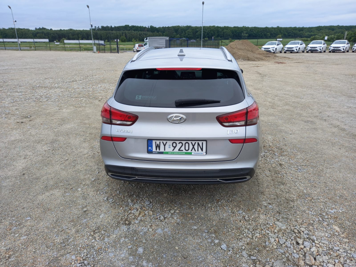 HYUNDAI I30 KOMBI - Vieglā automašīna: foto 5 HYUNDAI I30 KOMBI - Vieglā automašīna: foto 5