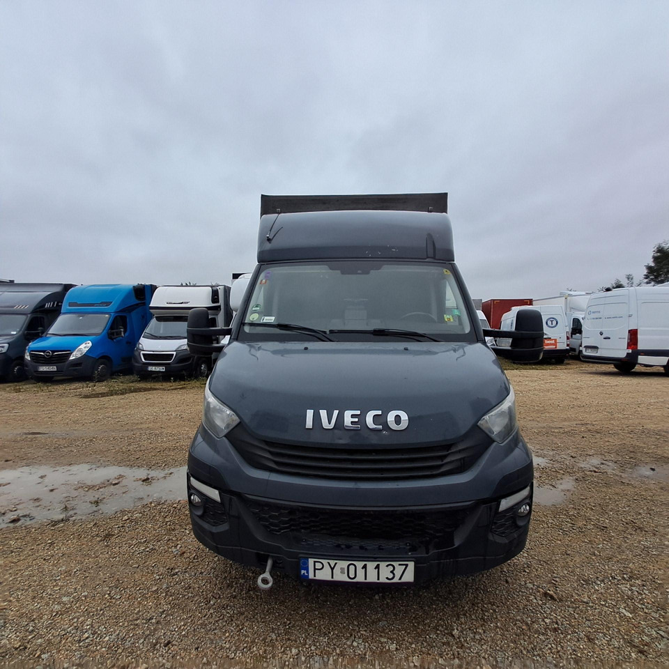 IVECO 35S18 PLANDEKA - Furgons ar tentu: foto 3 IVECO 35S18 PLANDEKA - Furgons ar tentu: foto 3