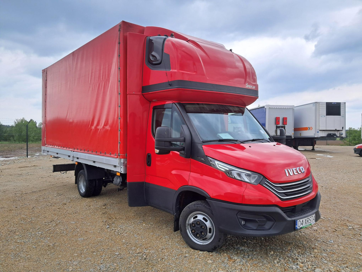 IVECO 50C18 PLANDEKA - Furgons ar tentu: foto 1 IVECO 50C18 PLANDEKA - Furgons ar tentu: foto 1