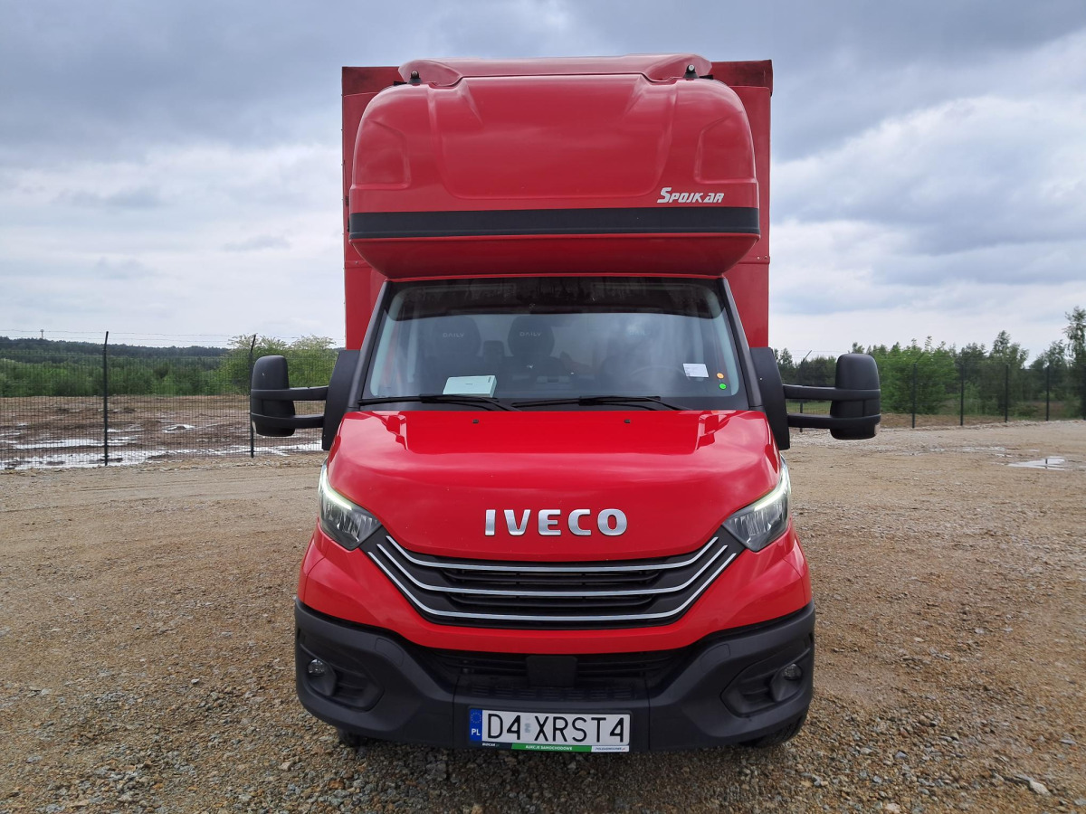IVECO 50C18 PLANDEKA - Furgons ar tentu: foto 2 IVECO 50C18 PLANDEKA - Furgons ar tentu: foto 2