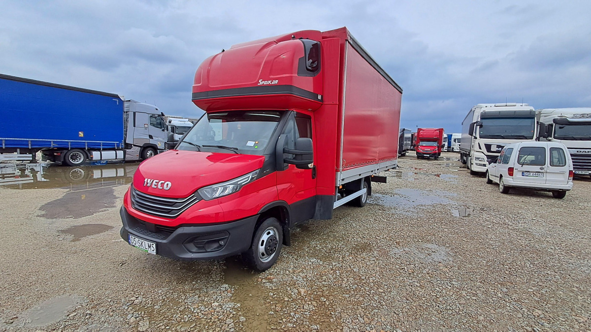 IVECO 50C18 PLANDEKA - Furgons ar tentu: foto 3 IVECO 50C18 PLANDEKA - Furgons ar tentu: foto 3