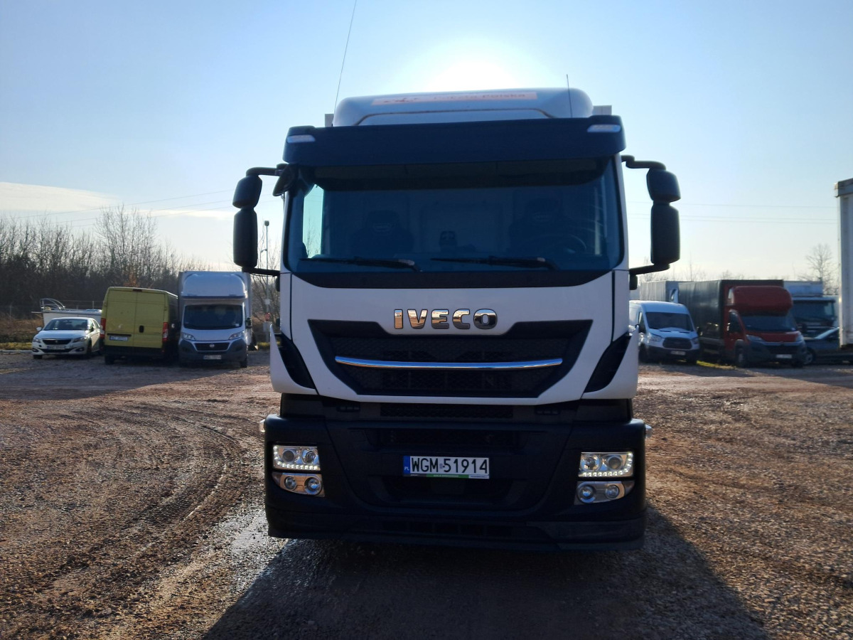 IVECO AD260SY/P KONTENER Z WINDĄ - Kravas automašīna ar slēgto virsbūvi: foto 3 IVECO AD260SY/P KONTENER Z WINDĄ - Kravas automašīna ar slēgto virsbūvi: foto 3