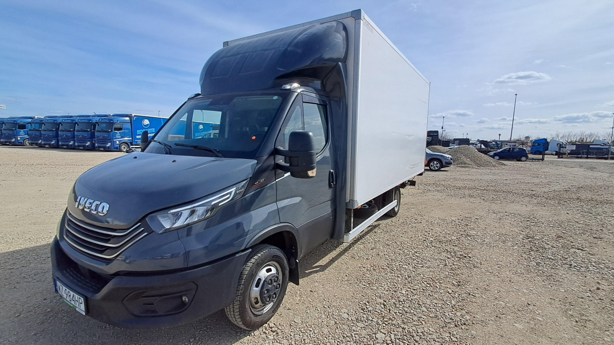 IVECO DAILY 50C18 KONTENER Z WINDĄ - Furgons ar slēgtā virsbūve: foto 3 IVECO DAILY 50C18 KONTENER Z WINDĄ - Furgons ar slēgtā virsbūve: foto 3
