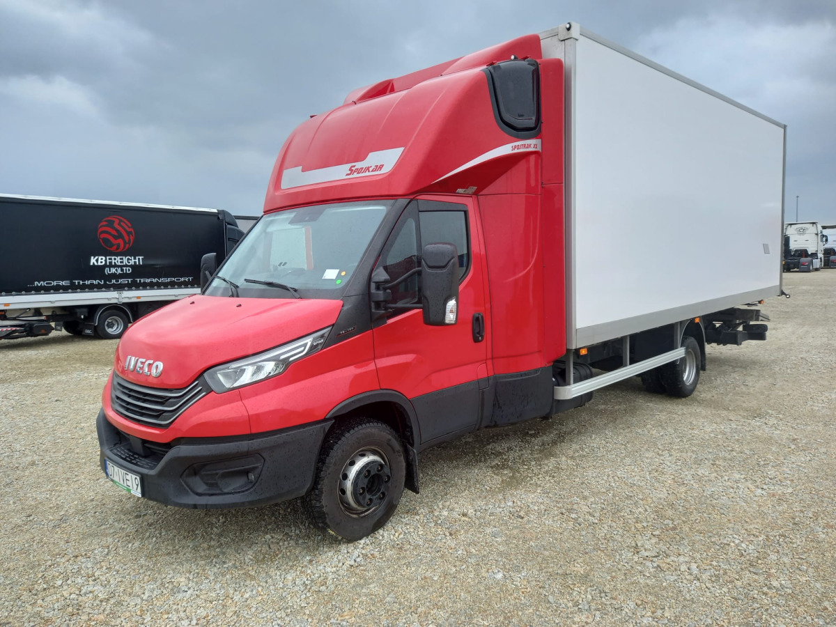 IVECO DAILY KONTENER Z WINDĄ - Kravas automašīna ar slēgto virsbūvi: foto 3 IVECO DAILY KONTENER Z WINDĄ - Kravas automašīna ar slēgto virsbūvi: foto 3