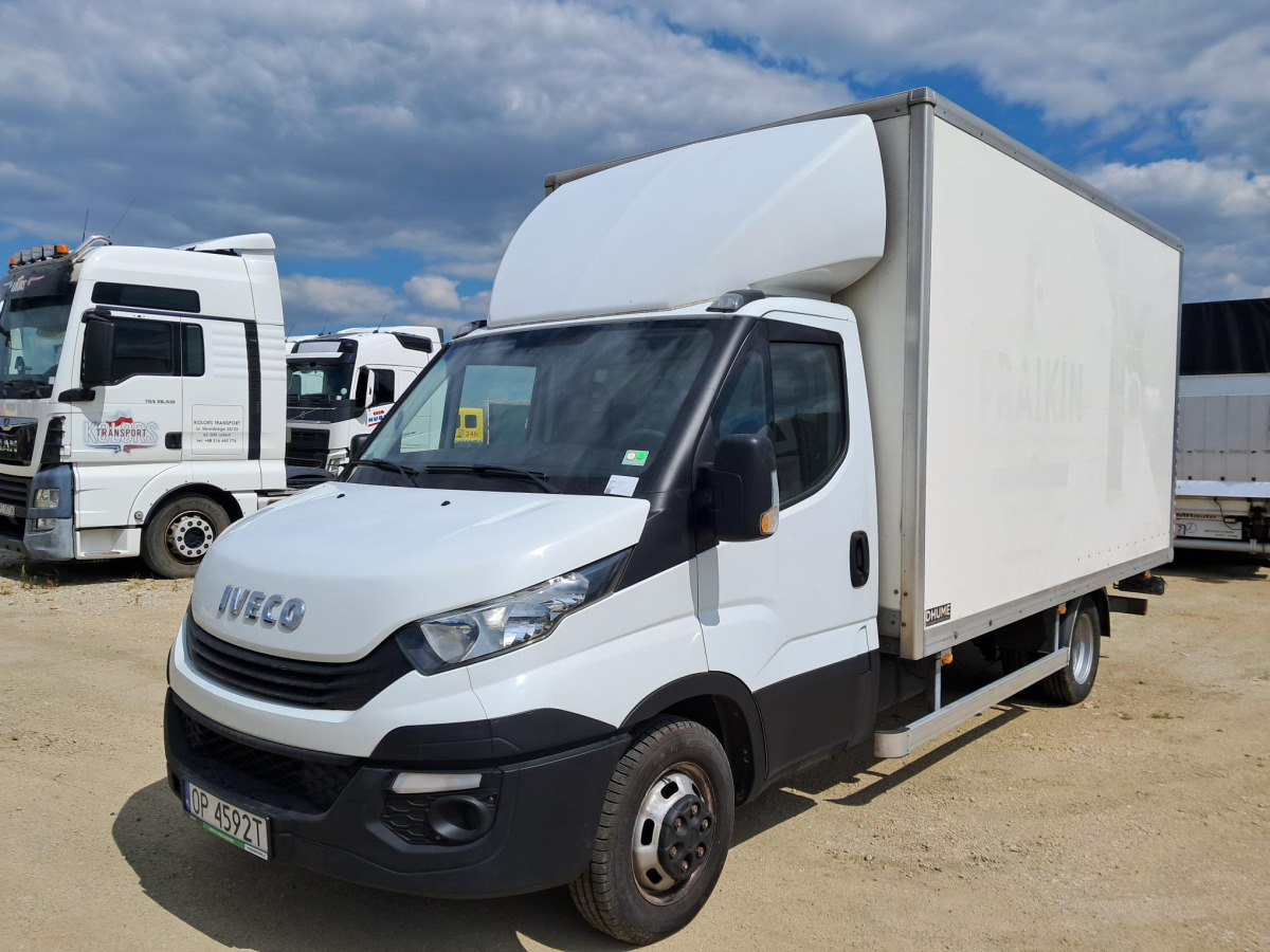 IVECO DAILY KONTENER Z WINDĄ - Furgons ar slēgtā virsbūve: foto 2 IVECO DAILY KONTENER Z WINDĄ - Furgons ar slēgtā virsbūve: foto 2