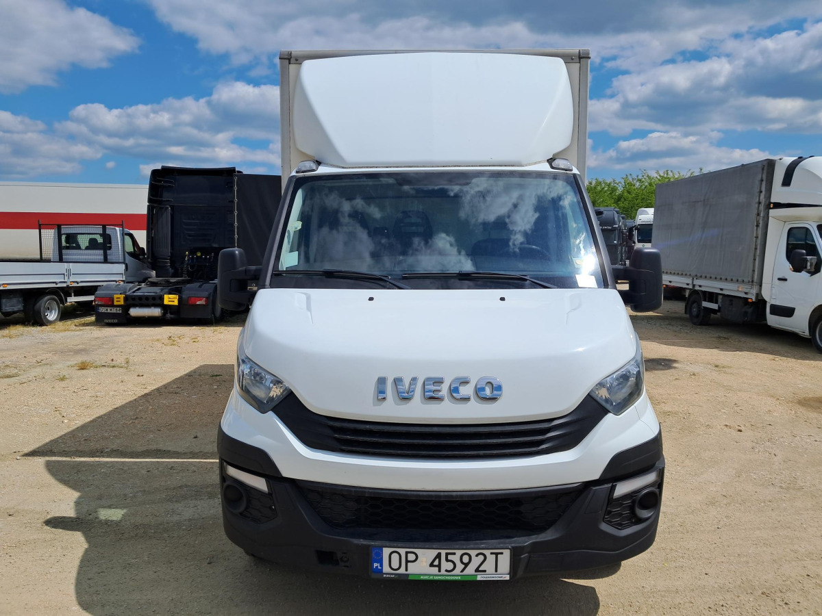 IVECO DAILY KONTENER Z WINDĄ - Furgons ar slēgtā virsbūve: foto 3 IVECO DAILY KONTENER Z WINDĄ - Furgons ar slēgtā virsbūve: foto 3