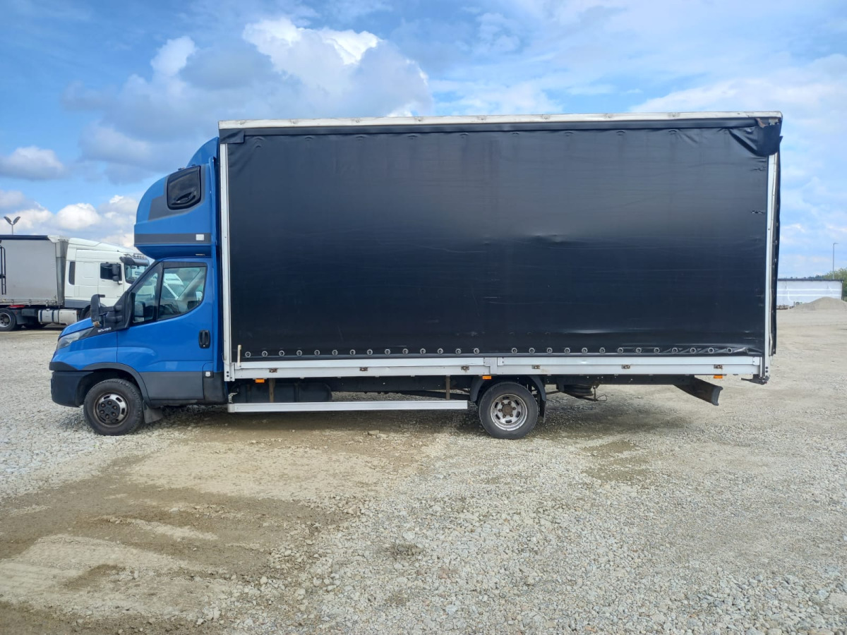IVECO DAILY PLANDEKA - Furgons ar tentu: foto 4 IVECO DAILY PLANDEKA - Furgons ar tentu: foto 4