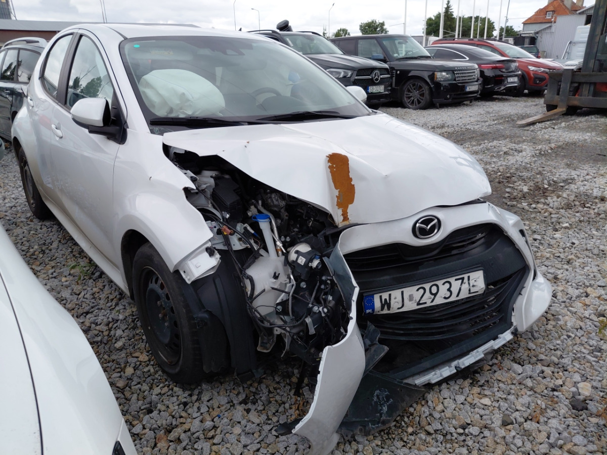 MAZDA 2 HATCHBACK - Hečbeks: foto 1 MAZDA 2 HATCHBACK - Hečbeks: foto 1