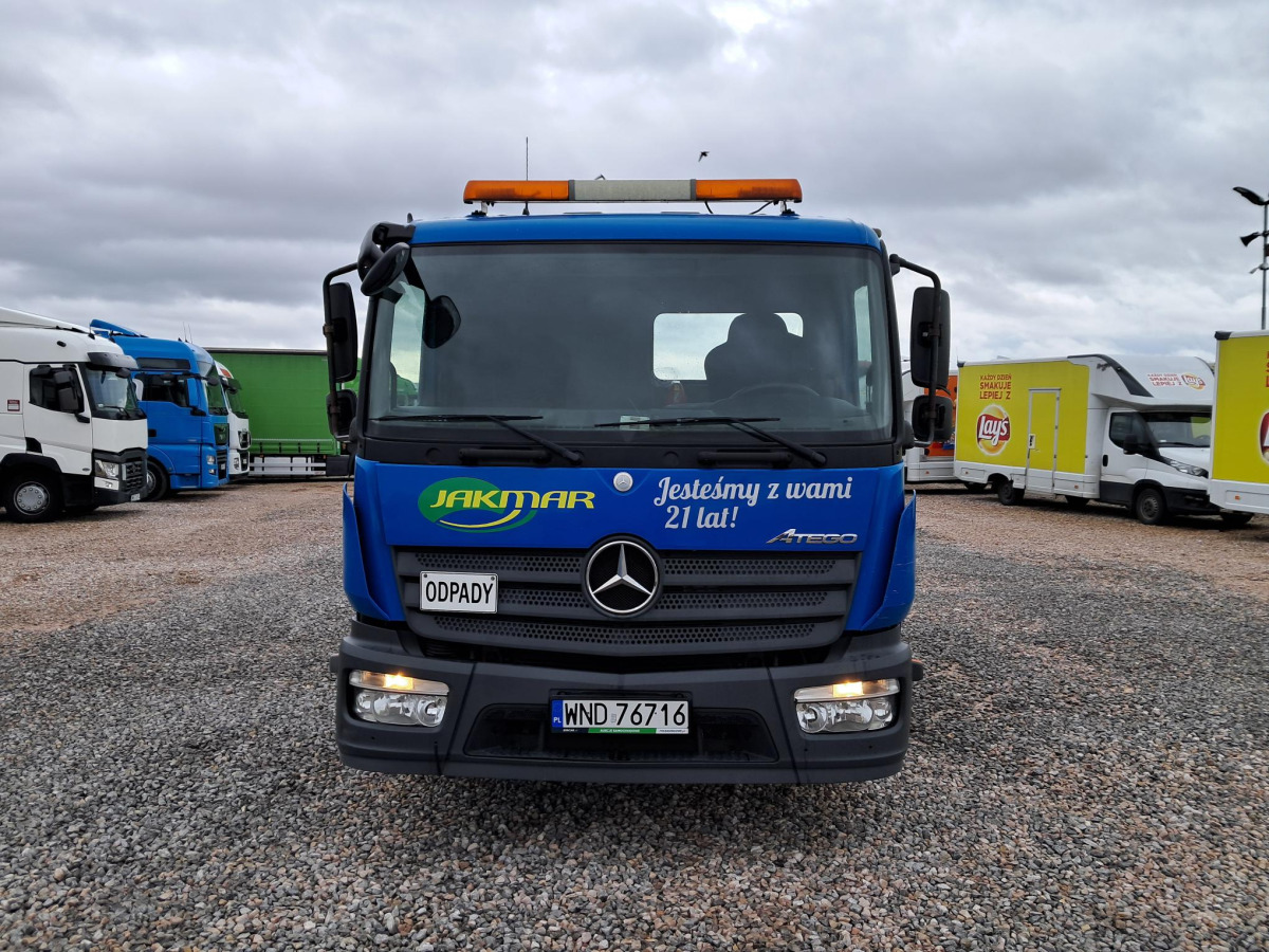 MERCEDES BENZ ATEGO HAKOWIEC - Pacēlājs ar āķi: foto 3 MERCEDES BENZ ATEGO HAKOWIEC - Pacēlājs ar āķi: foto 3