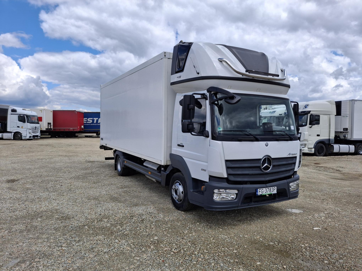 MERCEDES BENZ ATEGO KONTENER Z WINDĄ - Kravas automašīna ar slēgto virsbūvi: foto 1 MERCEDES BENZ ATEGO KONTENER Z WINDĄ - Kravas automašīna ar slēgto virsbūvi: foto 1