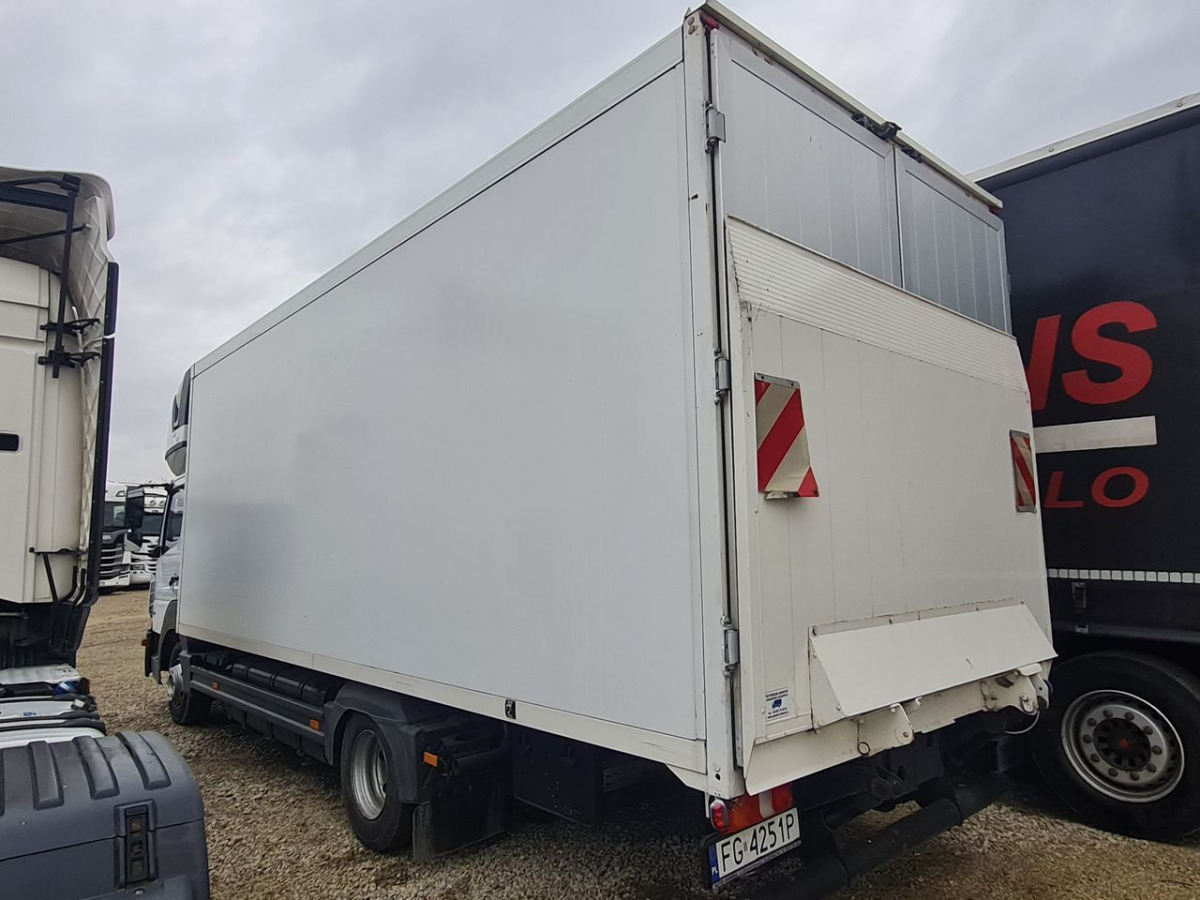 MERCEDES BENZ ATEGO KONTENER Z WINDĄ - Furgons ar slēgtā virsbūve: foto 4 MERCEDES BENZ ATEGO KONTENER Z WINDĄ - Furgons ar slēgtā virsbūve: foto 4