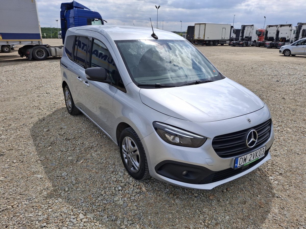 MERCEDES BENZ CITAN FURGON PRZESZKLONY - Kravas mikroautobuss: foto 1 MERCEDES BENZ CITAN FURGON PRZESZKLONY - Kravas mikroautobuss: foto 1