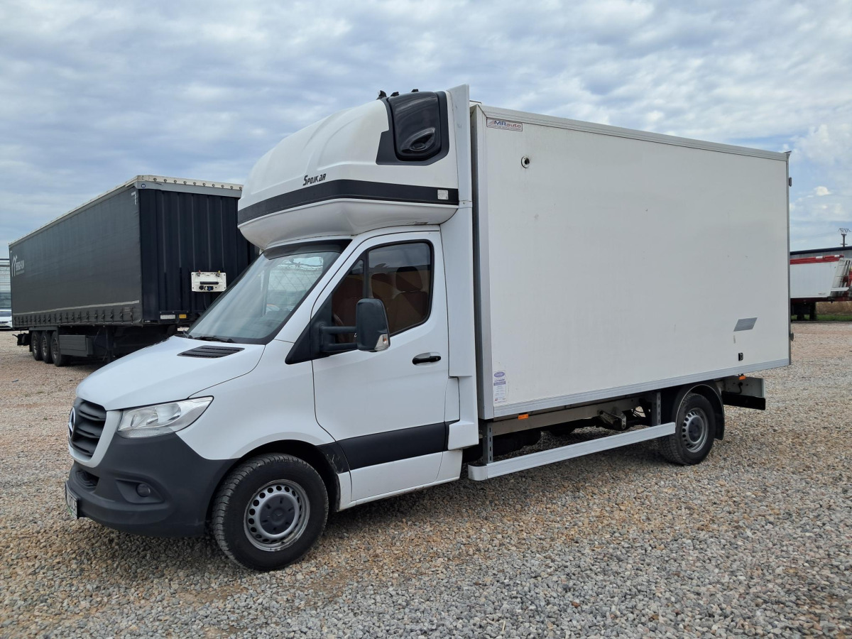 MERCEDES BENZ SPRINTER CHŁODNIA/IZOTERMA - Komercauto refrižerators: foto 2 MERCEDES BENZ SPRINTER CHŁODNIA/IZOTERMA - Komercauto refrižerators: foto 2