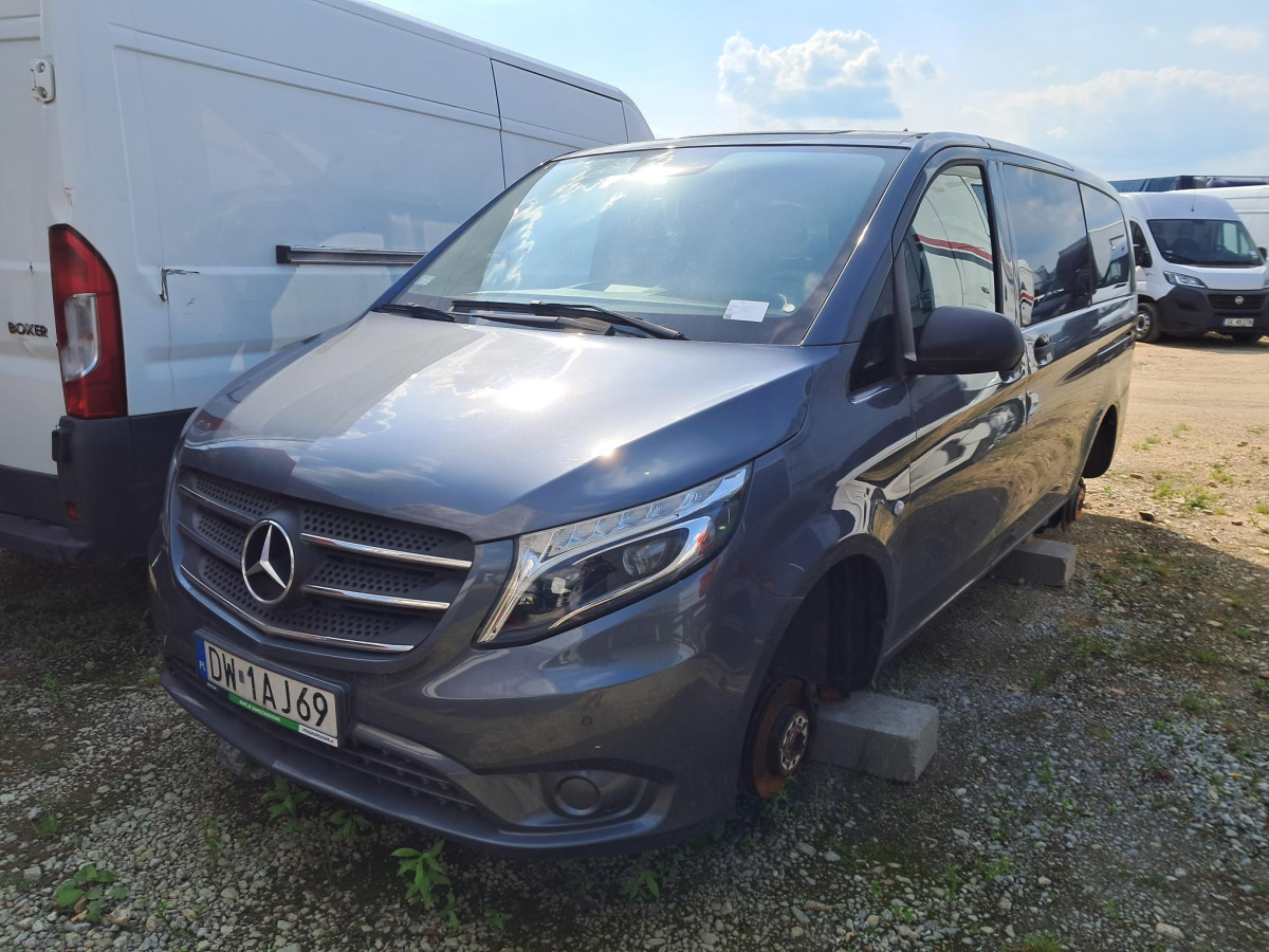 MERCEDES BENZ VITO TOURER VAN - Vieglā automašīna: foto 3 MERCEDES BENZ VITO TOURER VAN - Vieglā automašīna: foto 3