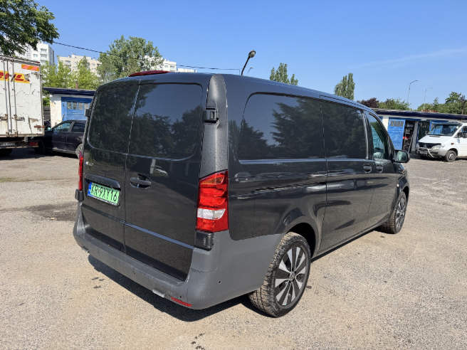 MERCEDES BENZ eVITO FURGON BLASZAK - Kravas mikroautobuss, Elektriskais furgons: foto 4 MERCEDES BENZ eVITO FURGON BLASZAK - Kravas mikroautobuss, Elektriskais furgons: foto 4