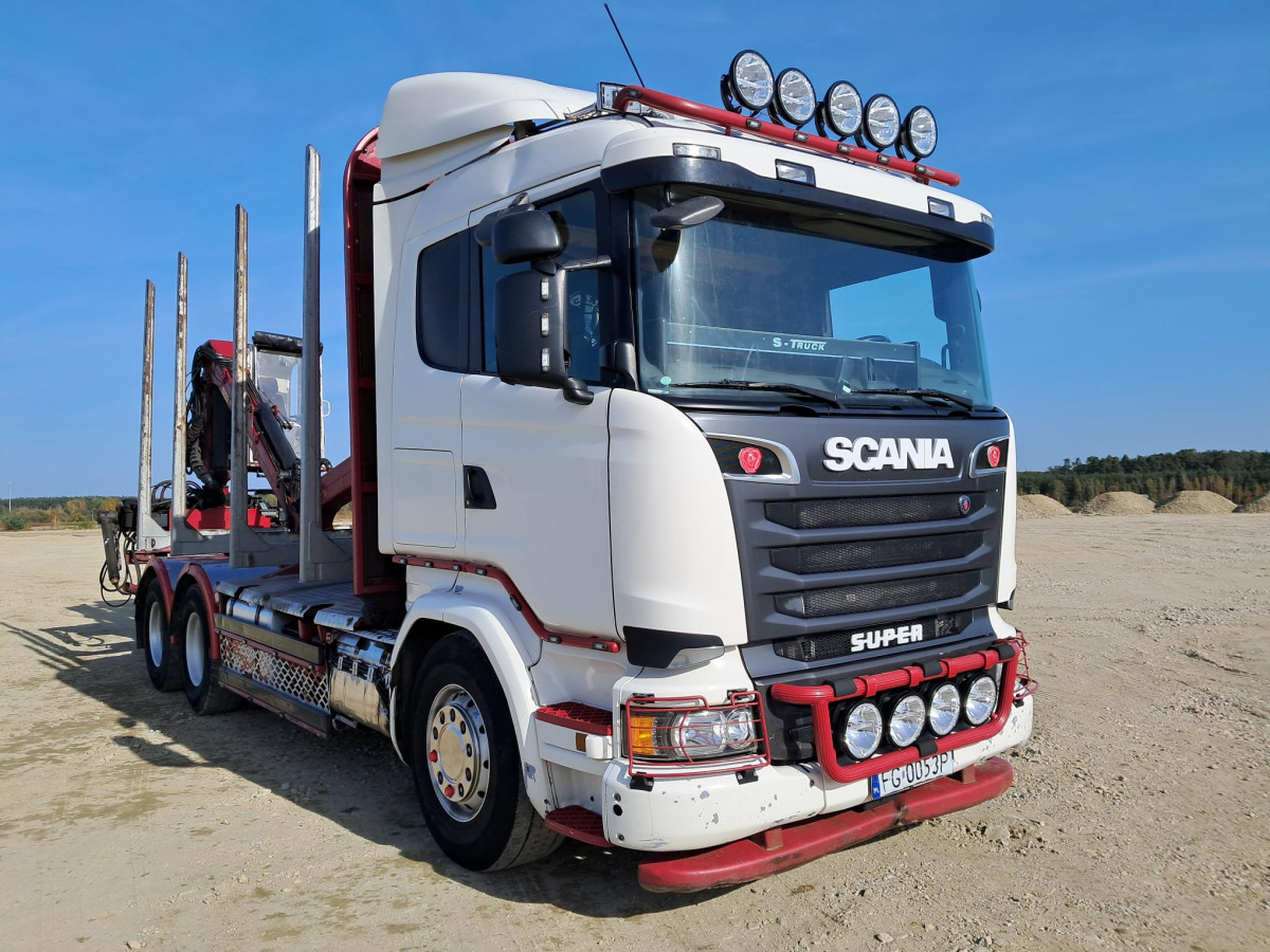 Kokvedējs, Kravas auto ar manipulatoru MHS MHS SCANIA-N331 D11 SOLÓWKA DO PRZEWOZU DRZEWA Z HDS: foto 1