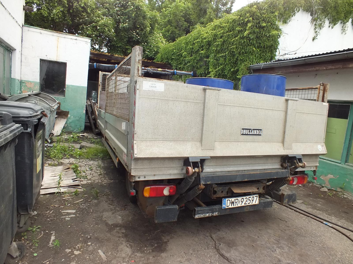 MITSUBISHI CANTER SKRZYNIA - Bortu kravas automašīna/ Platforma: foto 2 MITSUBISHI CANTER SKRZYNIA - Bortu kravas automašīna/ Platforma: foto 2