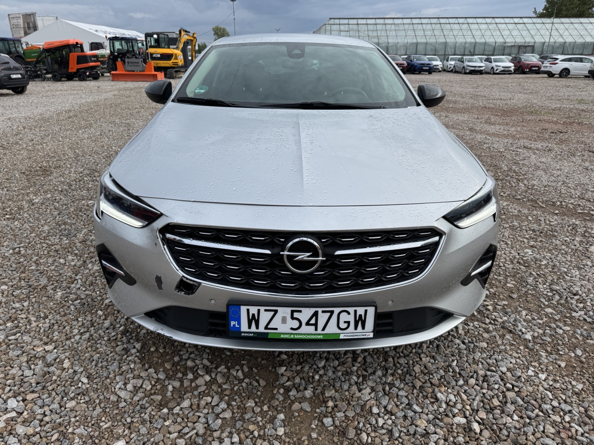 OPEL INSIGNIA LIFTBACK - Vieglā automašīna: foto 2 OPEL INSIGNIA LIFTBACK - Vieglā automašīna: foto 2