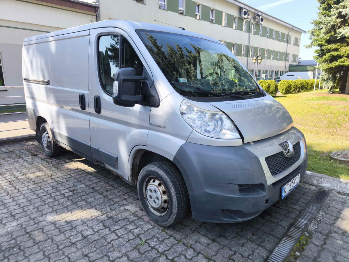 PEUGEOT BOXER FURGON BLASZAK - Kravas mikroautobuss: foto 1 PEUGEOT BOXER FURGON BLASZAK - Kravas mikroautobuss: foto 1