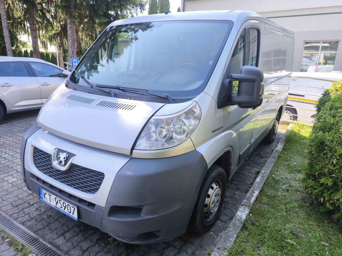 PEUGEOT BOXER FURGON BLASZAK - Kravas mikroautobuss: foto 2 PEUGEOT BOXER FURGON BLASZAK - Kravas mikroautobuss: foto 2