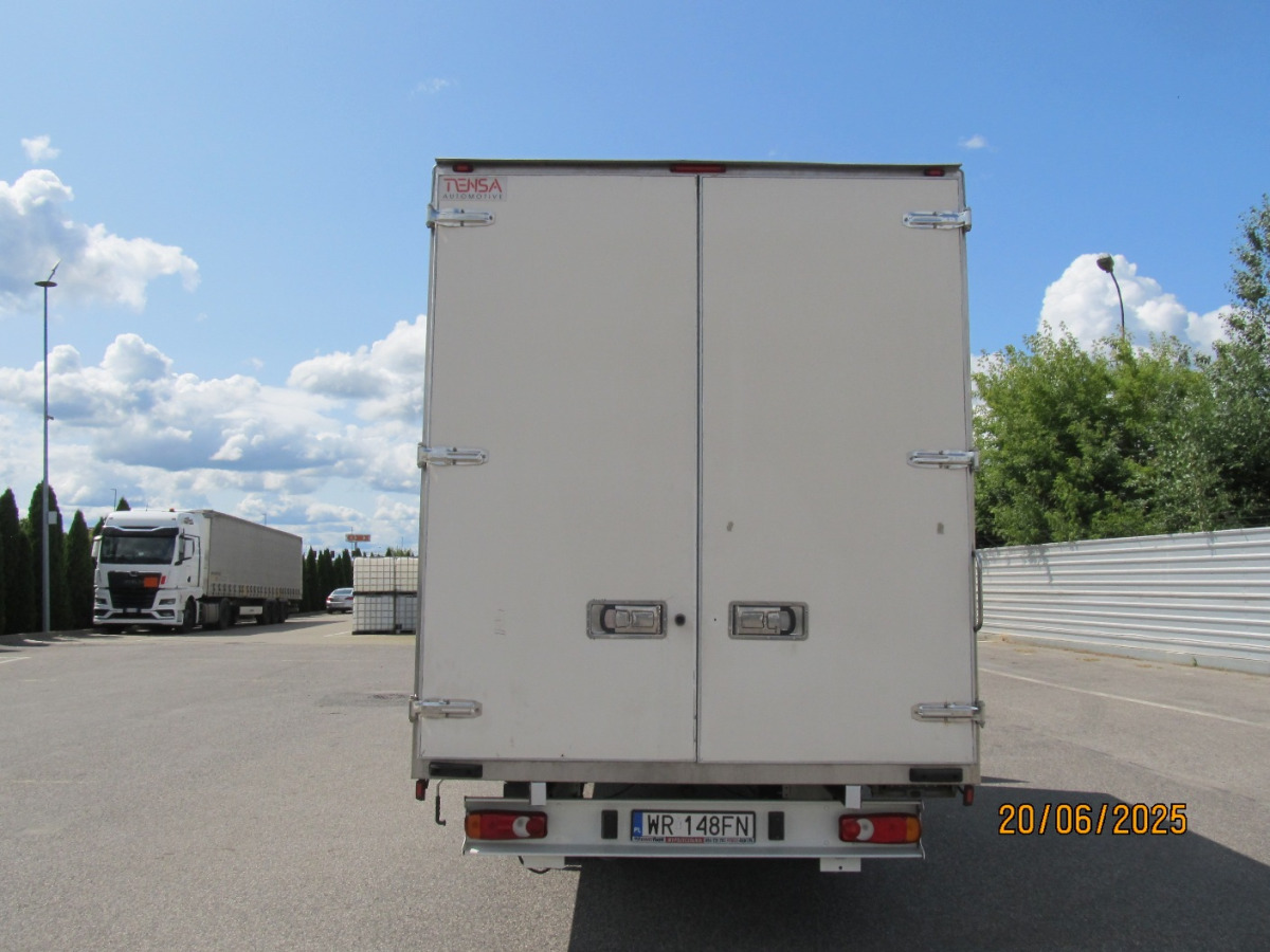 PEUGEOT BOXER KONTENER - Furgons ar slēgtā virsbūve: foto 5 PEUGEOT BOXER KONTENER - Furgons ar slēgtā virsbūve: foto 5