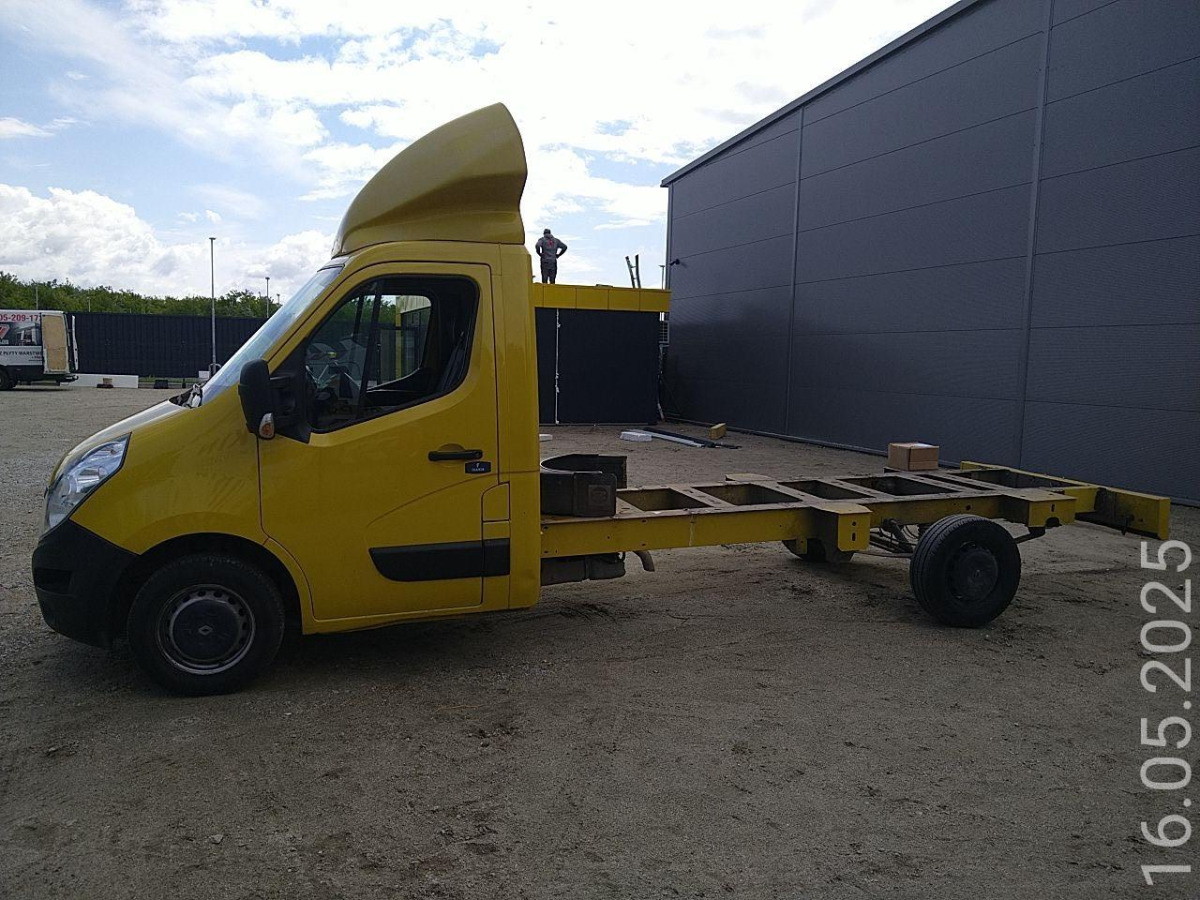 RENAULT MASTER RAMA DO ZABUDOWY - Šasija kravas automašīna: foto 3 RENAULT MASTER RAMA DO ZABUDOWY - Šasija kravas automašīna: foto 3