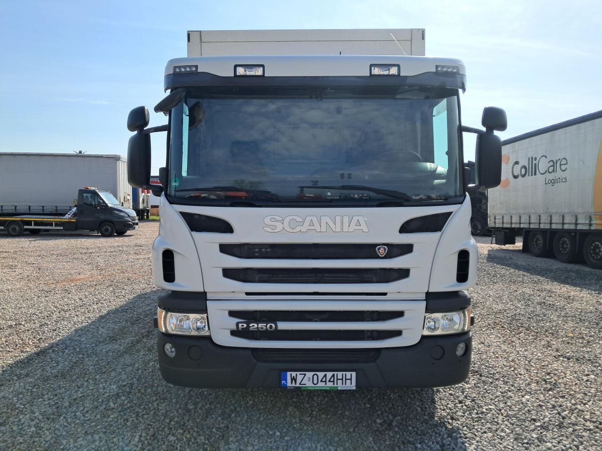 SCANIA P250 IZOTERMICZNY - Izometriskais kravas automašīna: foto 2 SCANIA P250 IZOTERMICZNY - Izometriskais kravas automašīna: foto 2