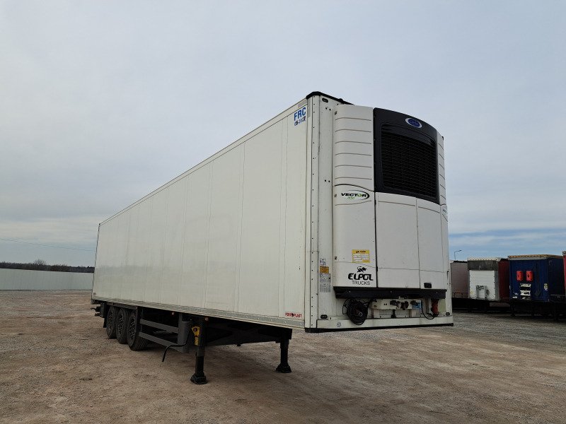 SCHMITZ CARGOBULL SCB*S3B CHŁODNIA - Puspiekabe refrižerators: foto 1 SCHMITZ CARGOBULL SCB*S3B CHŁODNIA - Puspiekabe refrižerators: foto 1