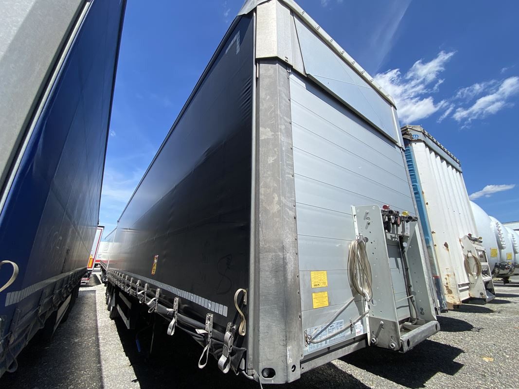 SCHMITZ CARGOBULL SCB S3T FIRANA - Piekabe ar tentu: foto 4 SCHMITZ CARGOBULL SCB S3T FIRANA - Piekabe ar tentu: foto 4