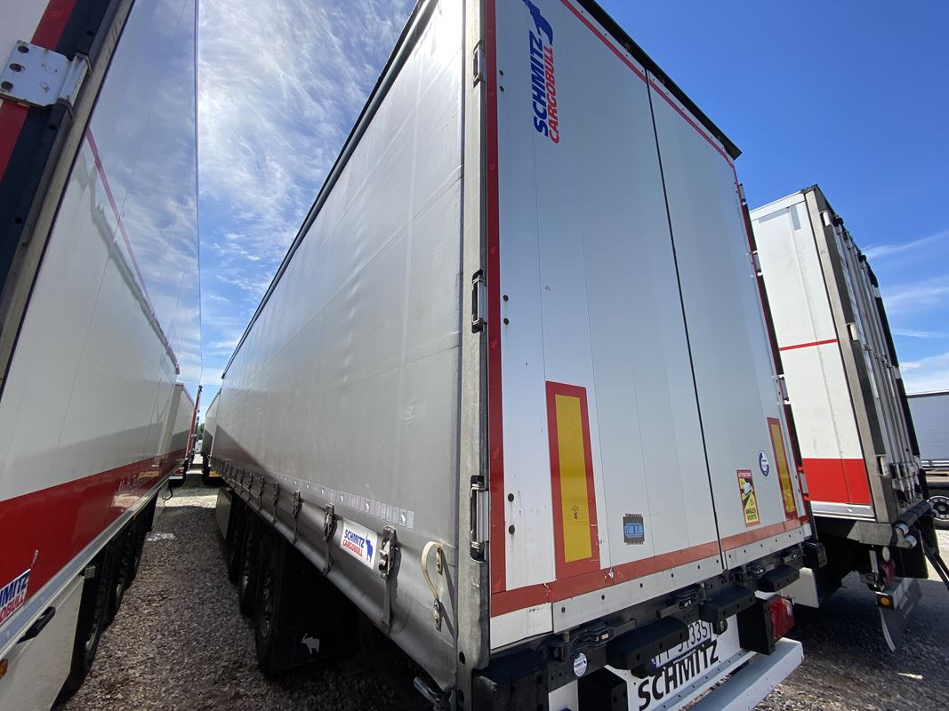 SCHMITZ CARGOBULL SCB S3T FIRANA - Piekabe ar tentu: foto 3 SCHMITZ CARGOBULL SCB S3T FIRANA - Piekabe ar tentu: foto 3