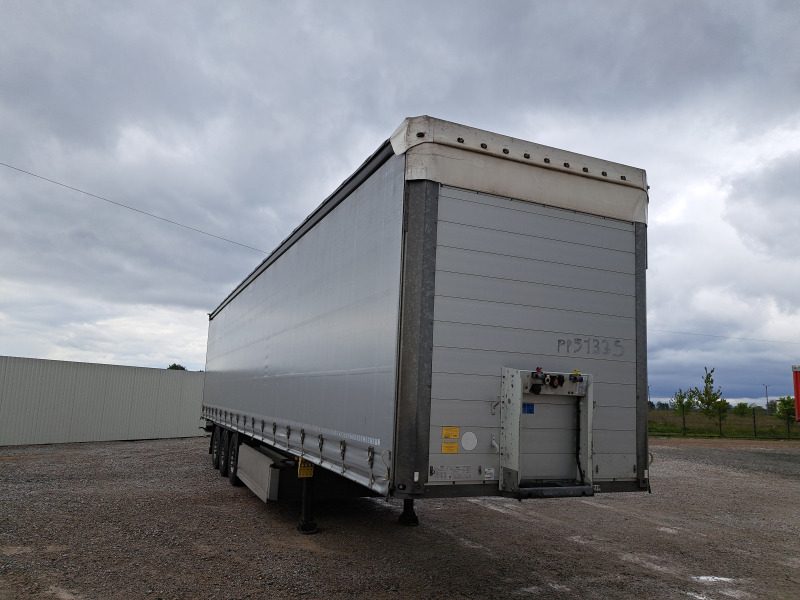 SCHMITZ CARGOBULL SCB S3T FIRANA - Piekabe ar tentu: foto 1 SCHMITZ CARGOBULL SCB S3T FIRANA - Piekabe ar tentu: foto 1