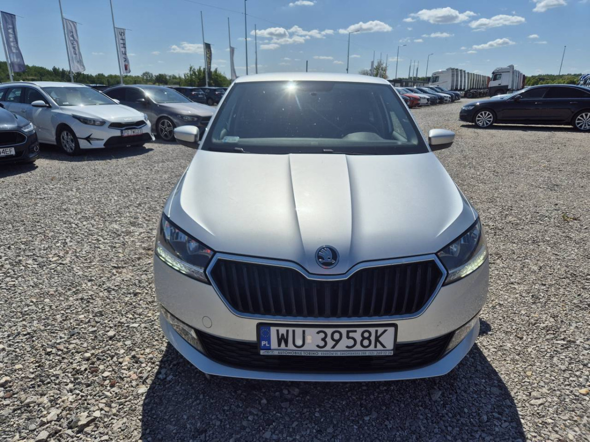 SKODA FABIA VAN+ HATCHBACK HOMOLOGACJA JAKO SAMOCHÓD CIĘŻAROWY - Hečbeks: foto 2 SKODA FABIA VAN+ HATCHBACK HOMOLOGACJA JAKO SAMOCHÓD CIĘŻAROWY - Hečbeks: foto 2