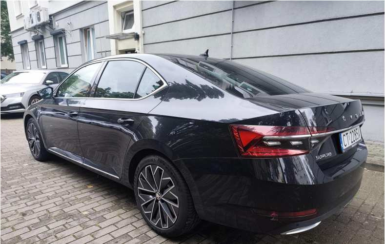 SKODA SUPERB HATCHBACK - Hečbeks: foto 5 SKODA SUPERB HATCHBACK - Hečbeks: foto 5