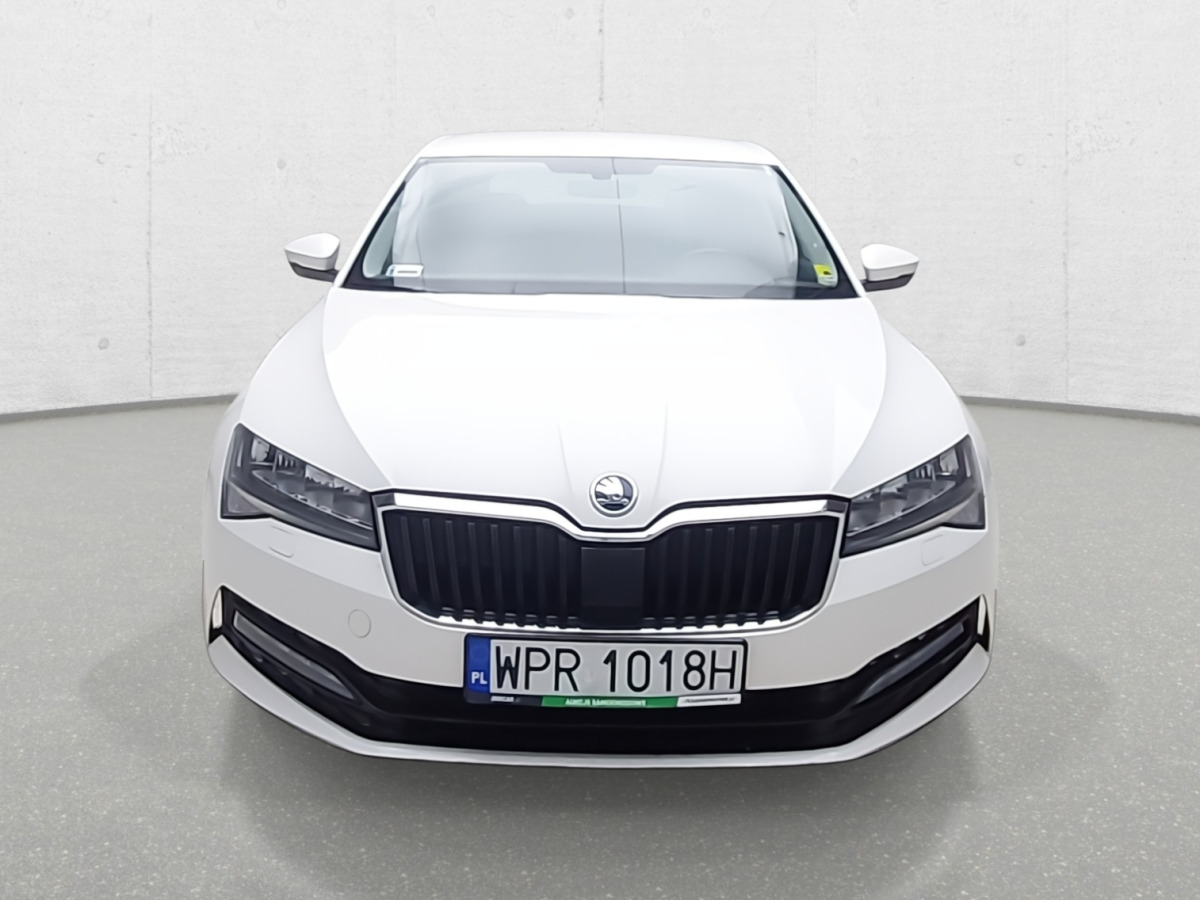 SKODA SUPERB SEDAN - Vieglā automašīna: foto 3 SKODA SUPERB SEDAN - Vieglā automašīna: foto 3