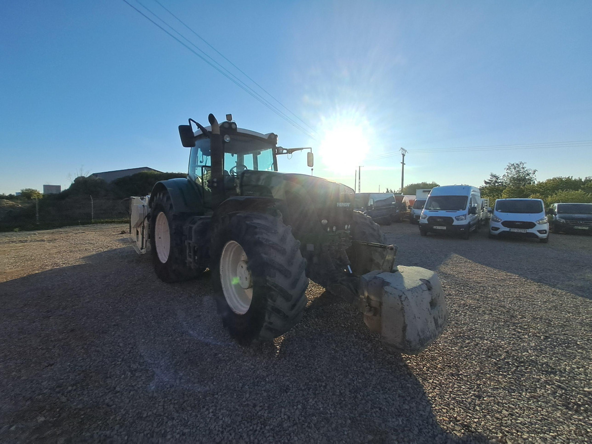 Sprzęt budowlany FENDT 936 VARIO + Stabilizator gruntu WIRTGEN WS 250 - Traktors: foto 1 Sprzęt budowlany FENDT 936 VARIO + Stabilizator gruntu WIRTGEN WS 250 - Traktors: foto 1