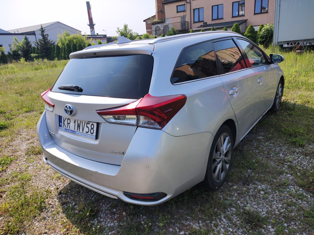 TOYOTA AURIS KOMBI - Vieglā automašīna: foto 4 TOYOTA AURIS KOMBI - Vieglā automašīna: foto 4
